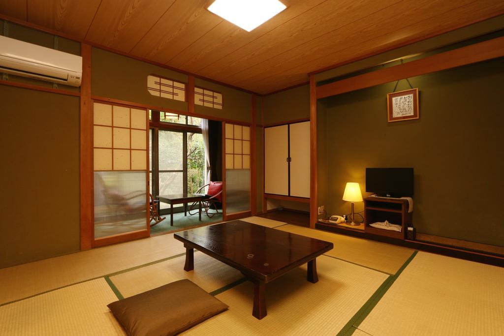 Ichiyo Hotel Yugawara Exterior photo