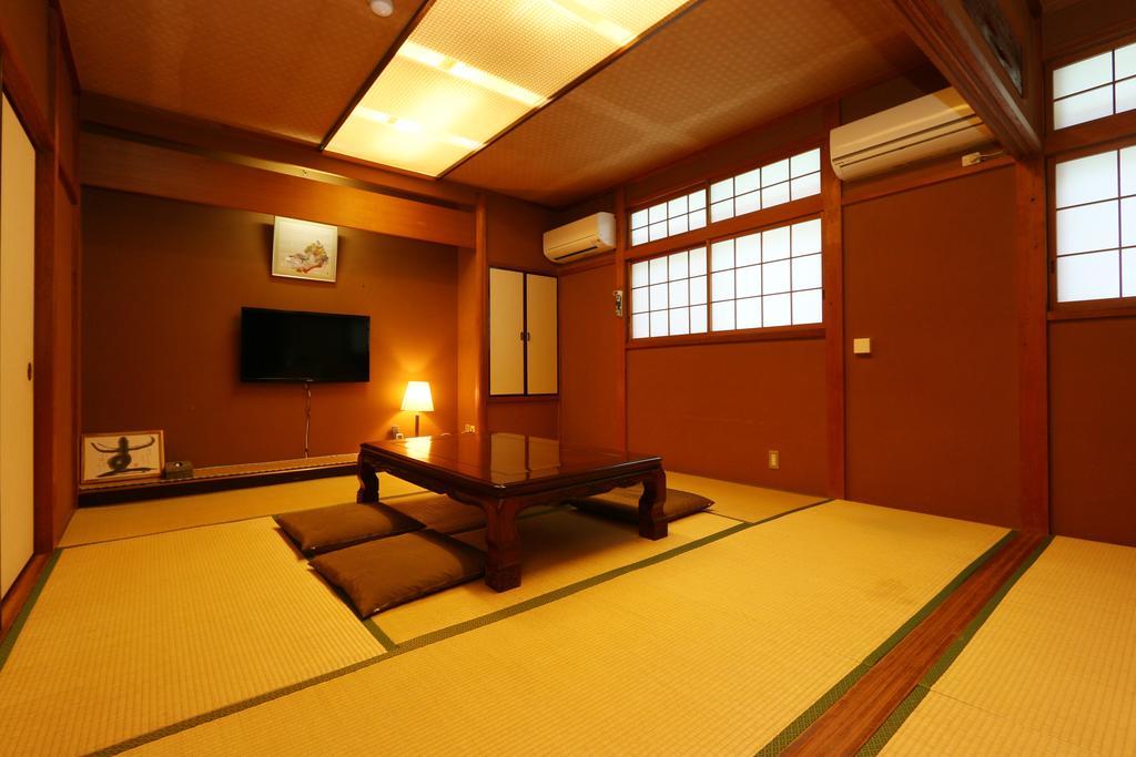 Ichiyo Hotel Yugawara Exterior photo